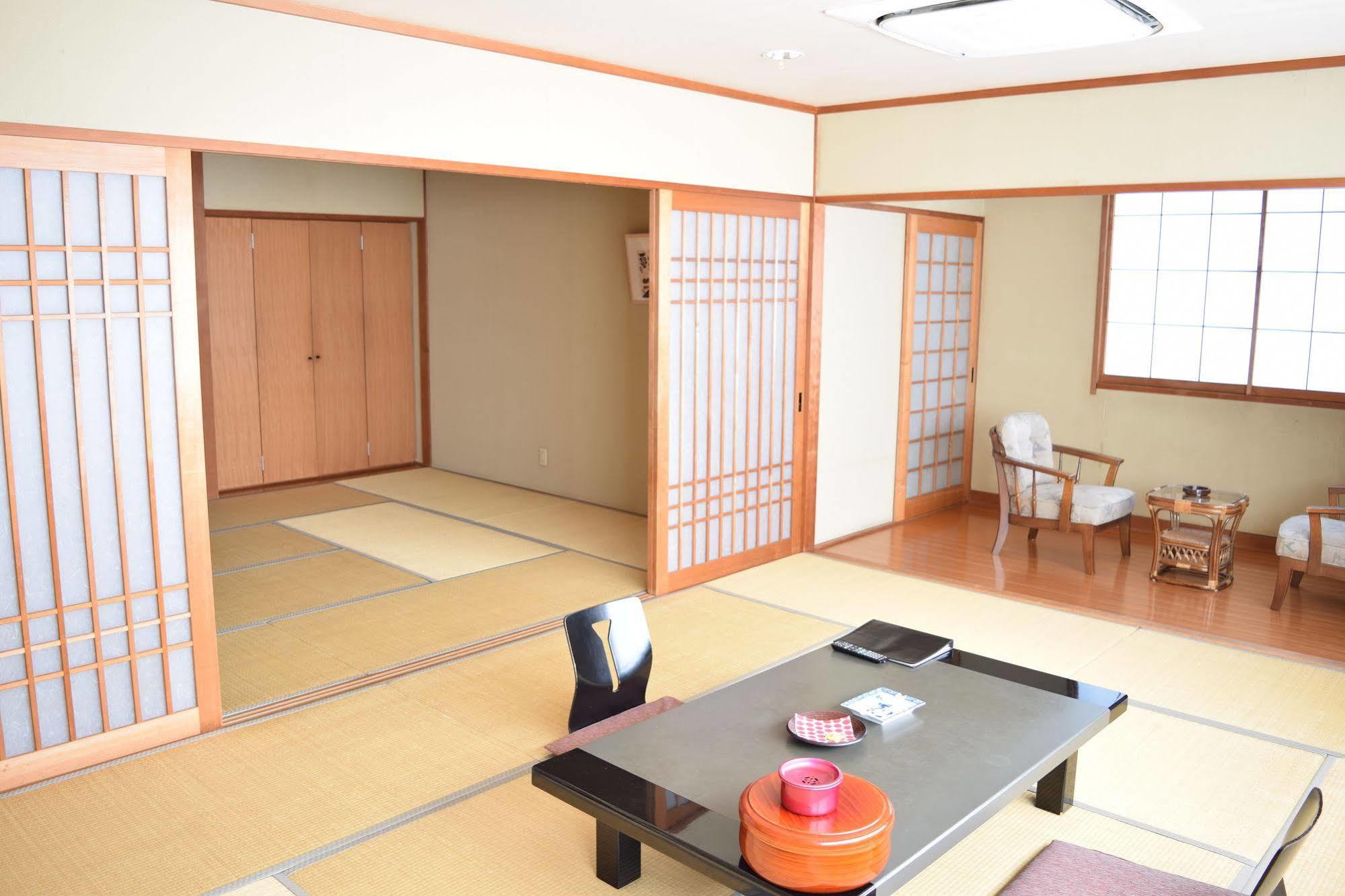 Ryokan Fukuzen Shibukawa Eksteriør billede