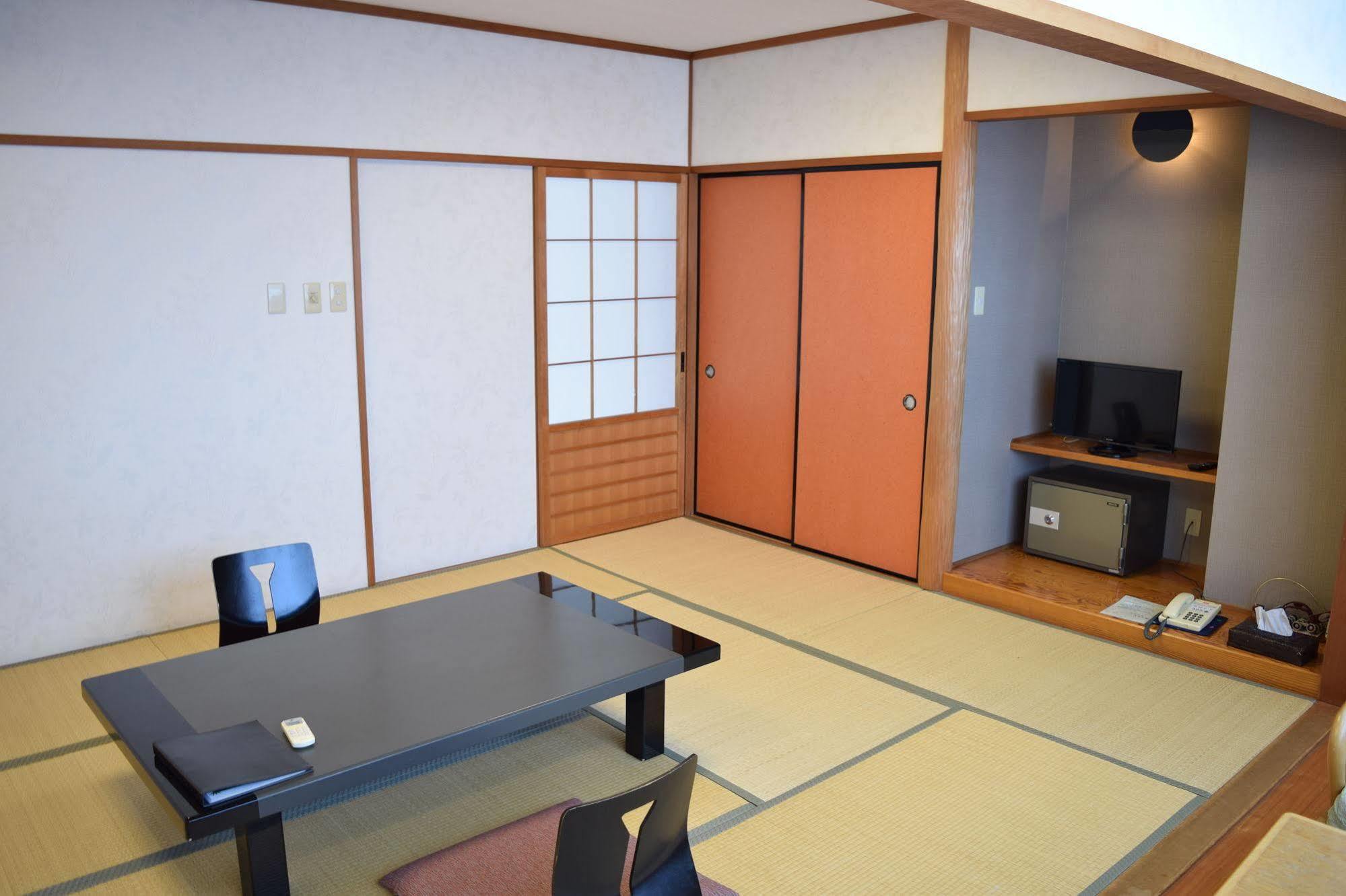 Ryokan Fukuzen Shibukawa Eksteriør billede